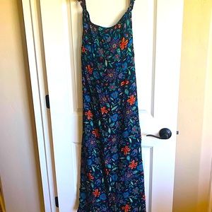 Super Cute ~ $18 Free Ship!  Forever 21 ~ Long Maxi Black Floral Dress! Size S